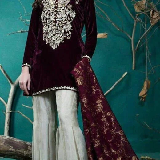Zainab Chotani Velvet Dress 2018