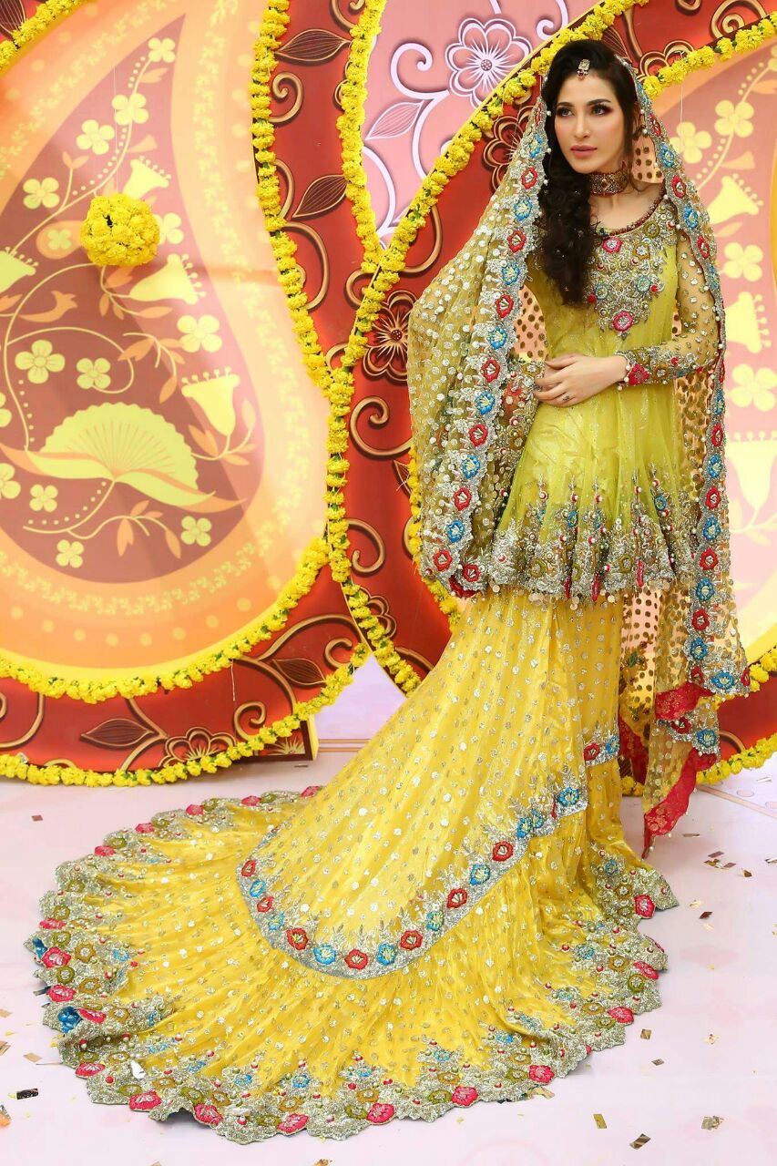 Pakistani Kashee Bridal Collection 2018 Unstitched Shalwar Kameez Mehndi Suit 